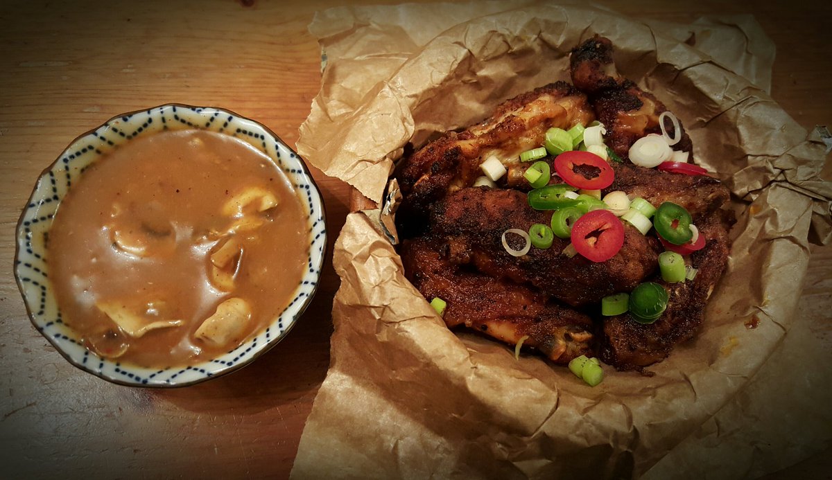 TenderSmokesBBQ's tweet image. Handle the heat?! Chef Daniel's signature #FireRub wings and #RedSpice roux will blow your mind #FoodPorn #Foodie