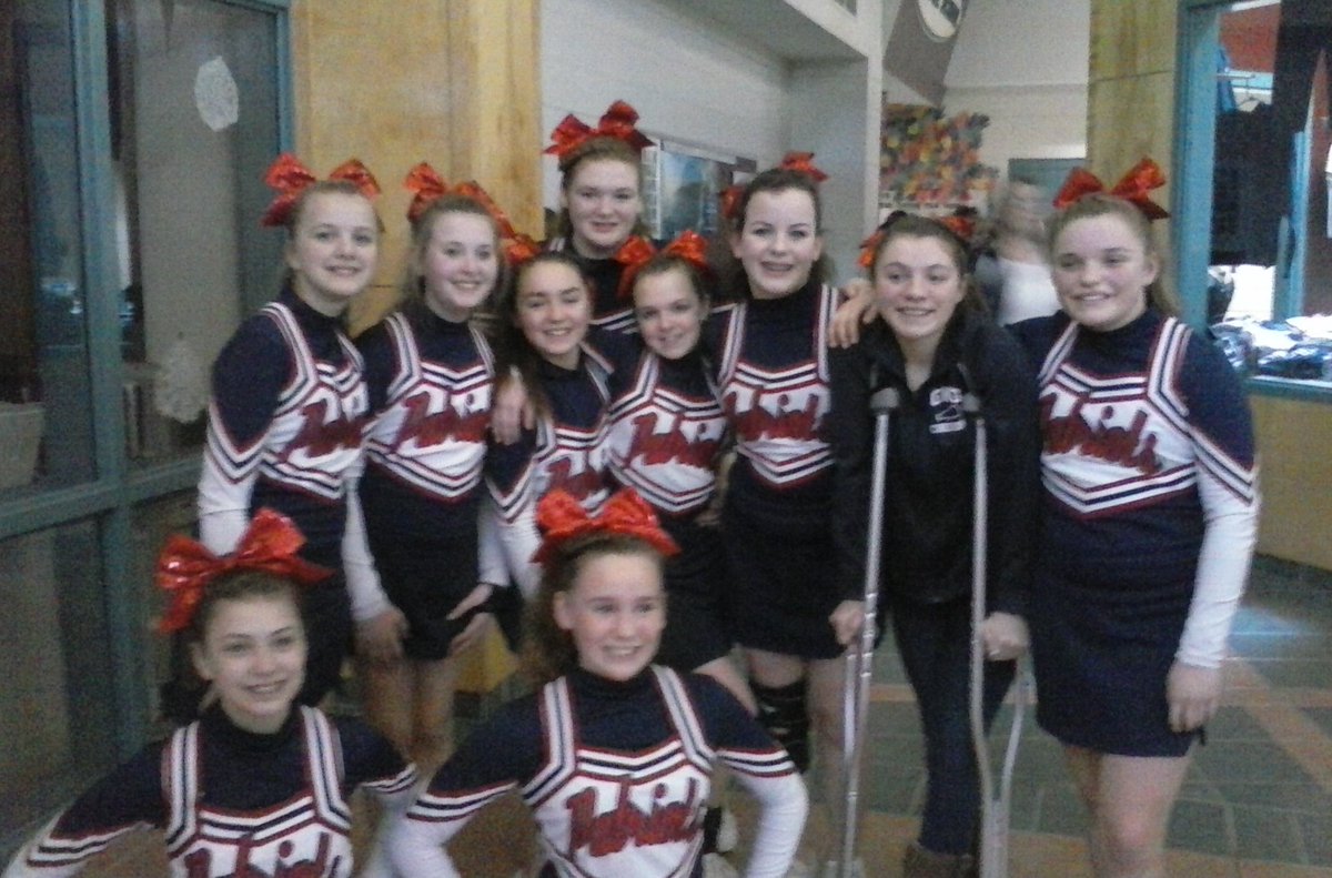 MiaJHenry's tweet photo. @GNG_AD  Patriots rocking the floor at PRHS this afternoon🎀🏆 https://t.co/shhwaby9L3