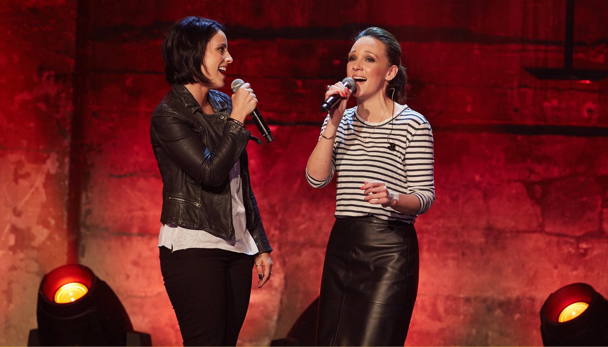 PussyTerrorTV's tweet photo. Jetzt das Kiss-Medley mit Steffi und Caro. #PussyTerrorTV https://t.co/ZK2DuWotXD