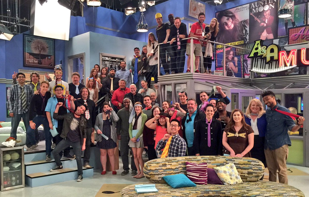 Raini_Rodriguez's tweet photo. If not for us, then do it for our crew, who looked really fancy on tie Tuesday. #VoteAustinandAlly #KCA https://t.co/a8TCK334ri