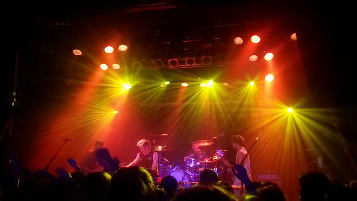 michiii_06's tweet photo. @WALKTHEMOONband just killed it in Hamburg 🎉 #WTMinEu
Hope to rock with you guys soon again 😚 https://t.co/kCwH6LstWA
