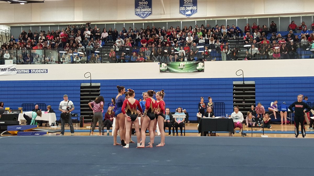 CKoz_WHSgym's tweet photo. Sophomore Rachel Krotzer is All State.....it was a great day for this lady #whsproud https://t.co/GnbiIuBtNK