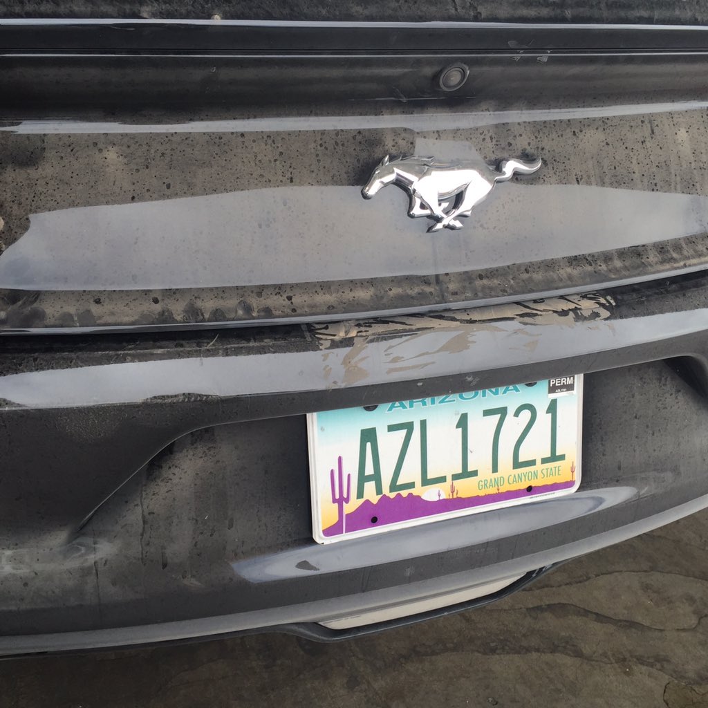 ruikaneya's tweet photo. When Siri insists on taking you on an Arizona backroad, @corylumphoto's swanky Mustang suffers. #reportingchallenges https://t.co/fBUqkOEtqO