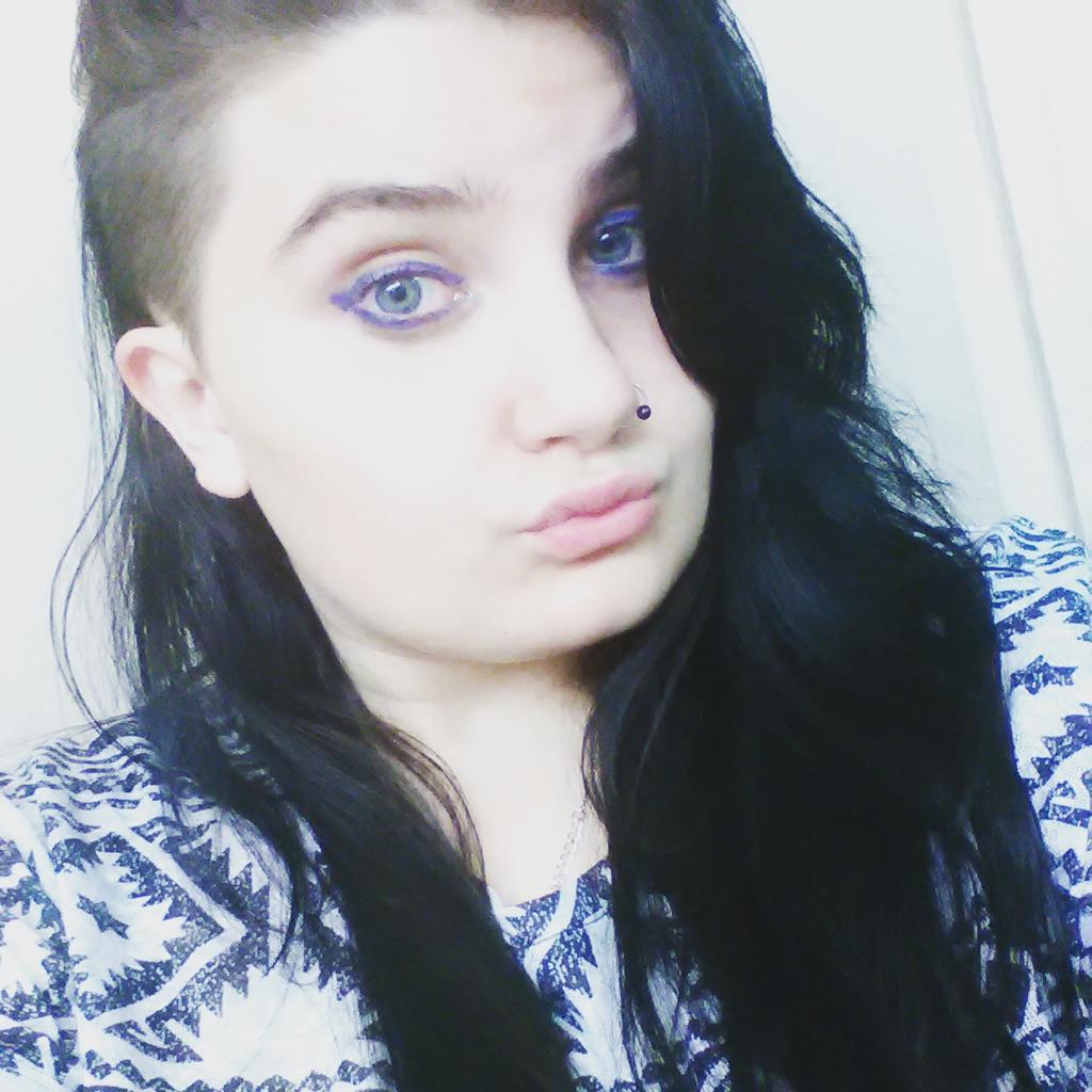Savage_Ciara19's tweet photo. Follow me?? #fellingpretty https://t.co/149DKdas4B