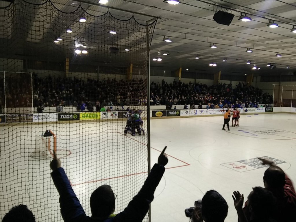 Brutal l'ambient q s'ha viscut avui, moltes gràcies a tota l'afició heu sigut el jugador nº 6 foto <a href="/xaviaranda/">Xavi Aranda</a>