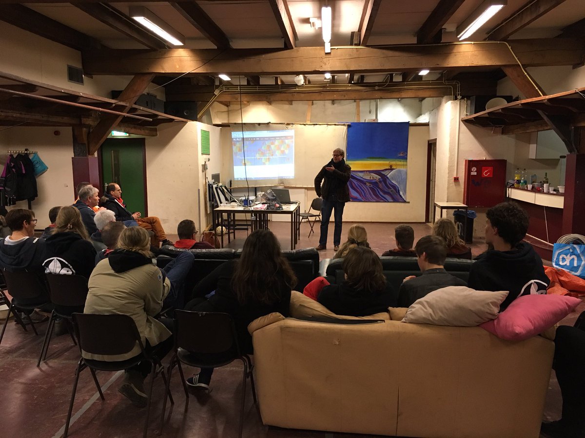 101e geworden met de #iScout16! Nu nog even napraten over alle knotsgekke opdrachten. Reisleiding bedankt!