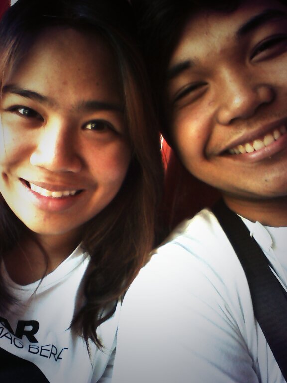 DishwashingJoy's tweet photo. Off to somewhere with ParPar :'] https://t.co/yUga7UrSB7