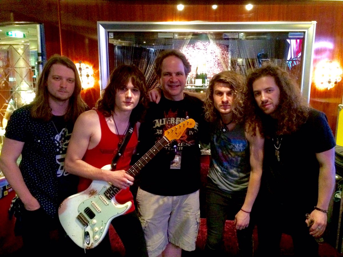 EddieTrunk's tweet photo. Cool to finally catch @thetylerbryant &amp; The Shakedown on @LebrewskiCruise . Smoking new rock band! Great stuff! https://t.co/jre5WMrmAV