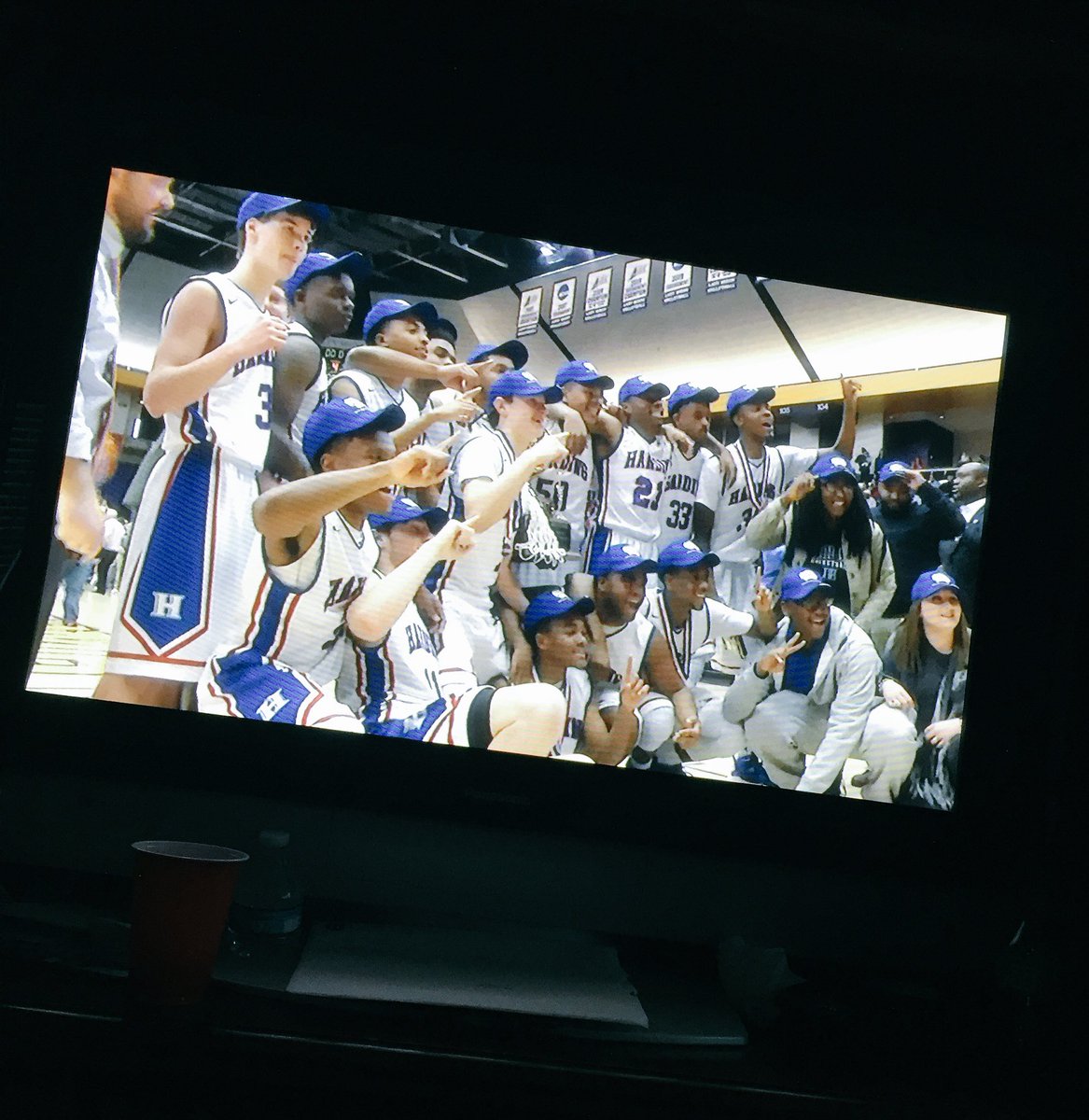 _baller4real's tweet image. Words can't describe how happy I am for the lil bros! Love y'all💯🏆 #HardingStrong #LFL #Family