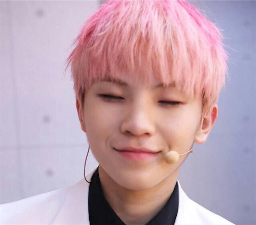 invWOOZI's tweet photo. @Desireee_Wtf *Woozi open his eyes and looks at you sleepy* I am ... Or I think so... https://t.co/wtUmGUBdxz
