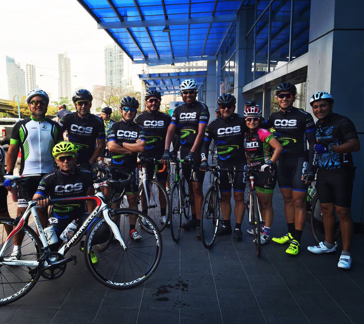 dagoberto_lara's tweet image. Ruedo de hoy con parte del #TeamCOS.  Dos grupos...un solo EQUIPO!