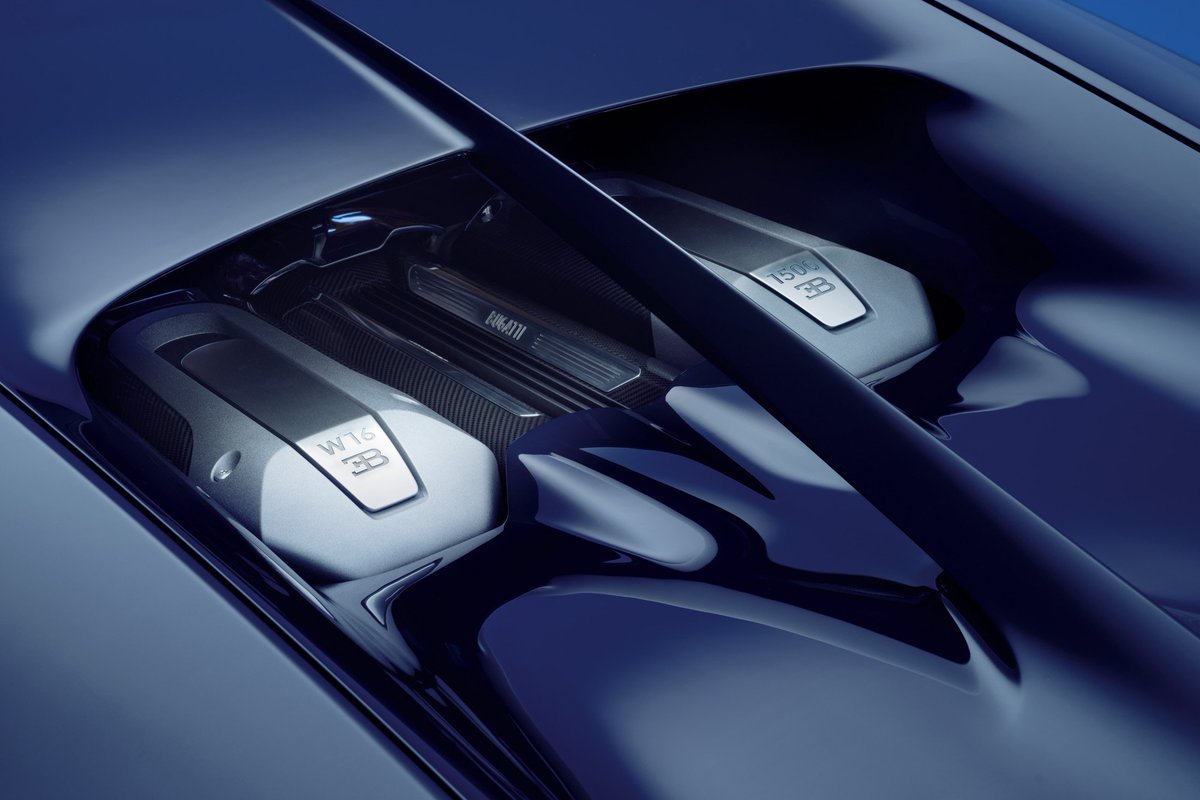 business's tweet photo. Bugatti’s $2.61 million Chiron could be the fastest production car in the world https://t.co/rZRAwINnVi https://t.co/9V1ypP38EG
