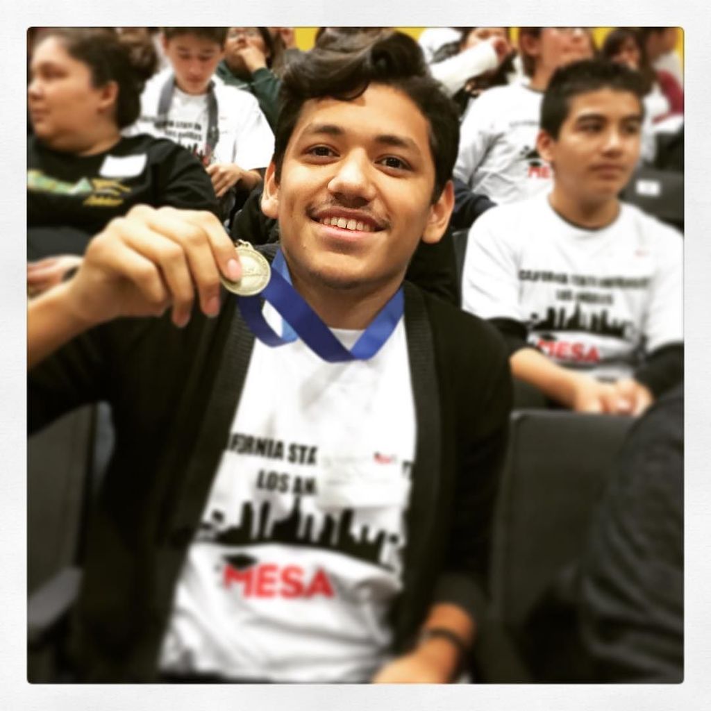 iamangelfdn's tweet image. RG from @STEM_BoyleHTS: 1st place in the bridge competition. Congratulations David! #WeBuildThings #MESAcompetition…