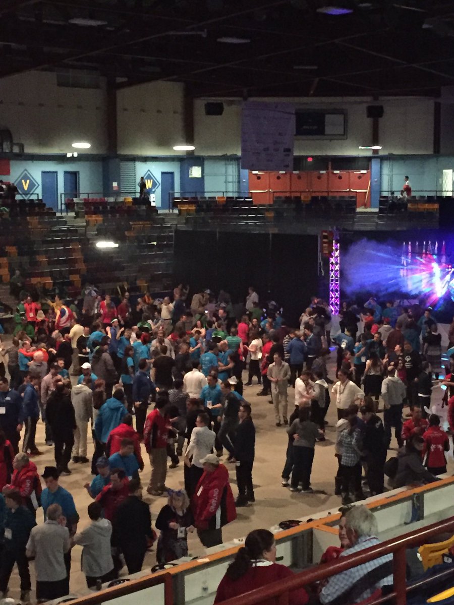 SOOntario's tweet photo. It's time for the athlete dance! Thank you @cornerbrook2016 GOC and volunteers! #teamontario2016 had a blast!! https://t.co/BolS0xCWeA