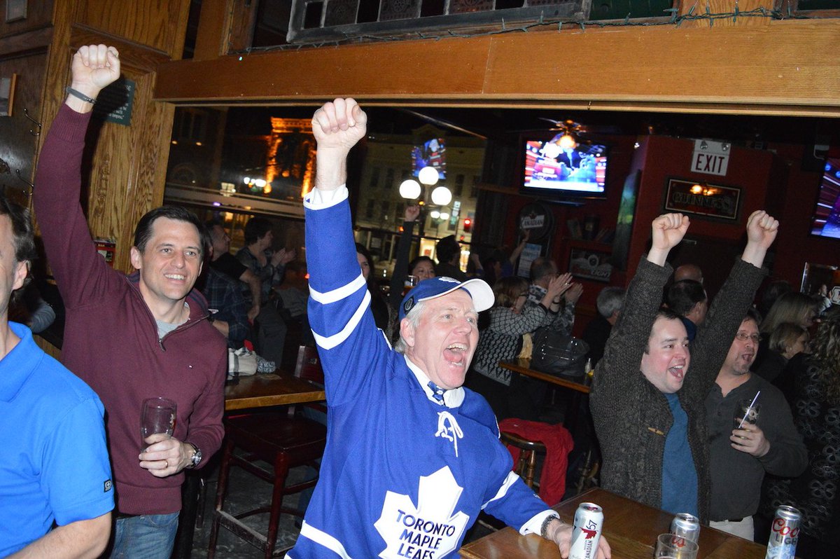 InBrockville's tweet photo. .@BvilleWC Reaction seconds after #Brockville named to #KraftHockeyville top 10
https://t.co/RRQI9gOXnf
#KeystormPub https://t.co/Yc1i37u3J3
