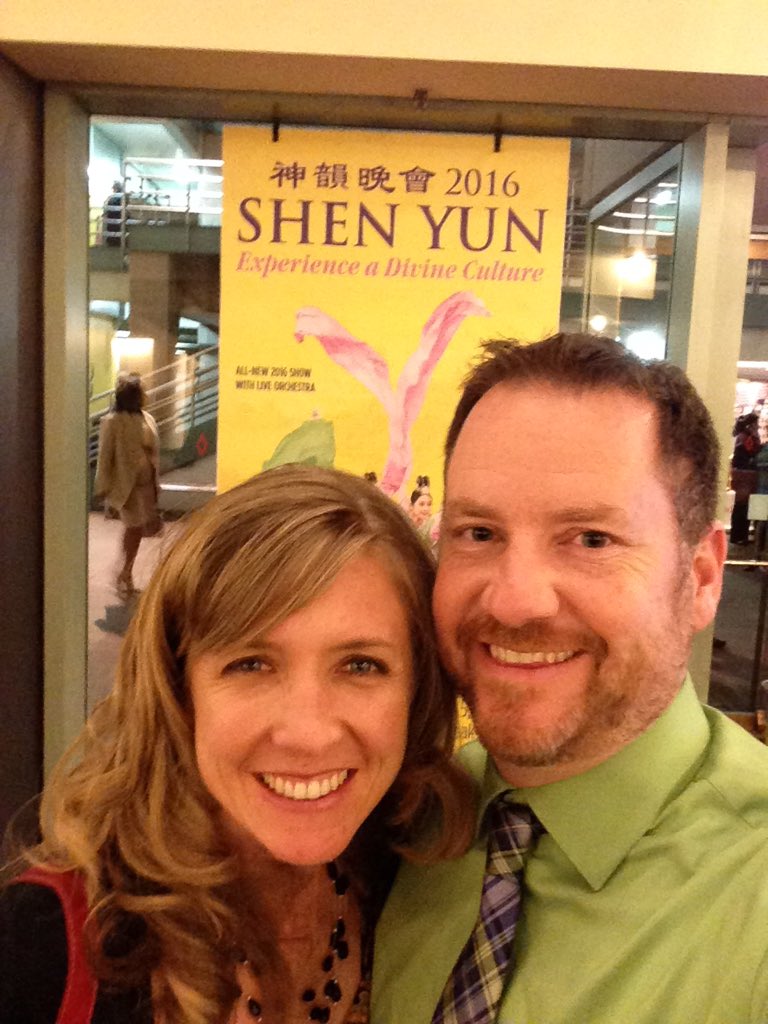 RyanRowlette's tweet image. Super fun to have a date night with my wife! And at an amazing show to boot!