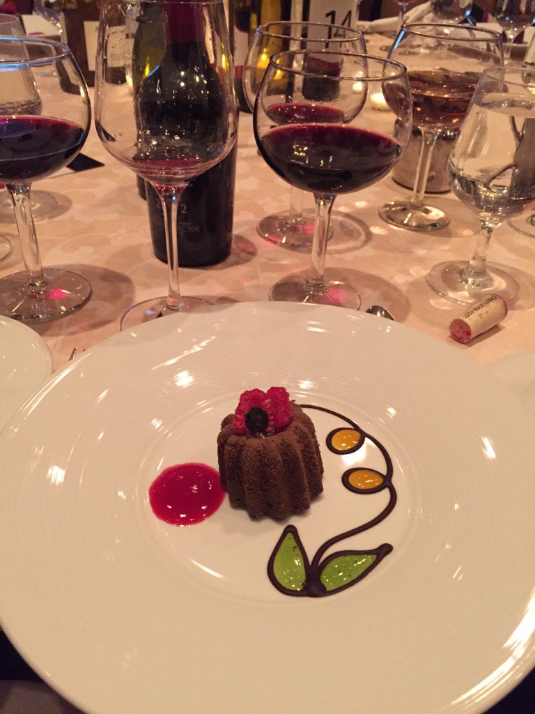 TheWinaut's tweet photo. Missed pics of most of the mains but the desert is a good example of the quality at First Press.  Loved it! https://t.co/vsdEZcv70P