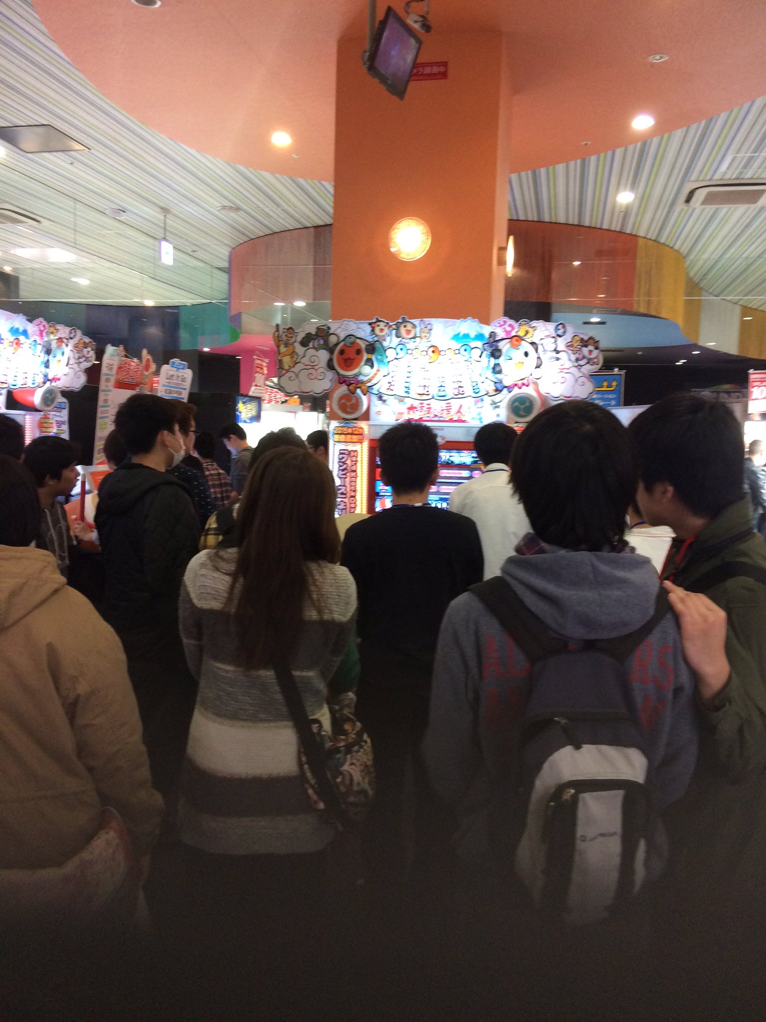 ラウンドワンスタジアム千日前店 En Twitter 大会情報 太鼓の達人の交流会が終わり 大会に入っています 課題曲は愛 愛ホイッスルです ラウワン 太鼓の達人 交流会 T Co Qjzkmxun3y ラウンドワンスタジアム千日前店 En Twitter 大会情報 太鼓の達人の交流会が終わり 大会に入っています 課題曲は愛 愛ホイッスルです ラウワン 太鼓の達人 交流会 T Co Qjzkmxun3y