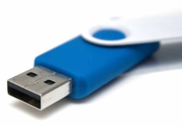 USB Flash Drives – Do Not Rely on Them!!! They break and Fail completedatarecovery.wordpress.com/2016/03/06/usb…