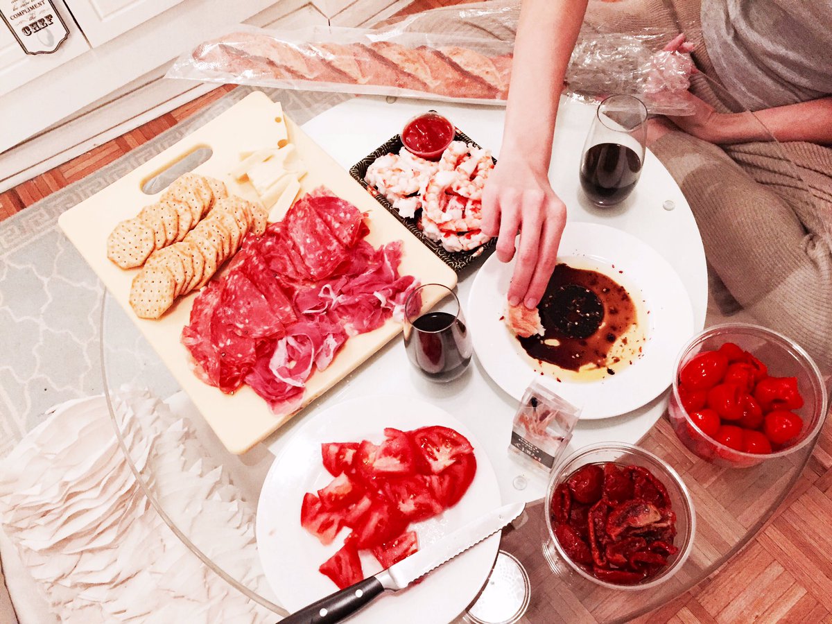 BryanPWHogan's tweet photo. You don't have to go far for this meal. #diningintonight @TatianaImamura @TravelLeisure https://t.co/RbWTYNedTq