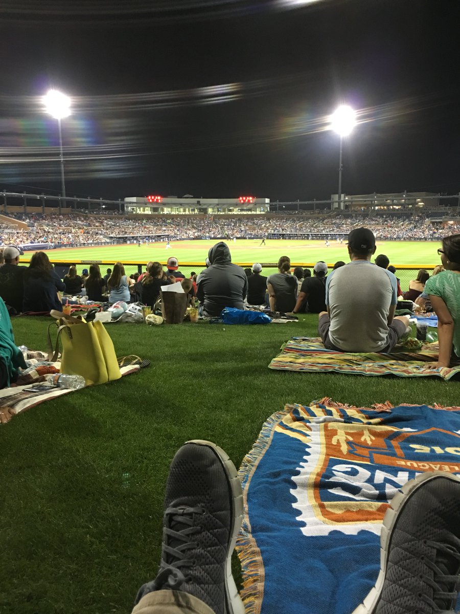 Big League Digest tweet media