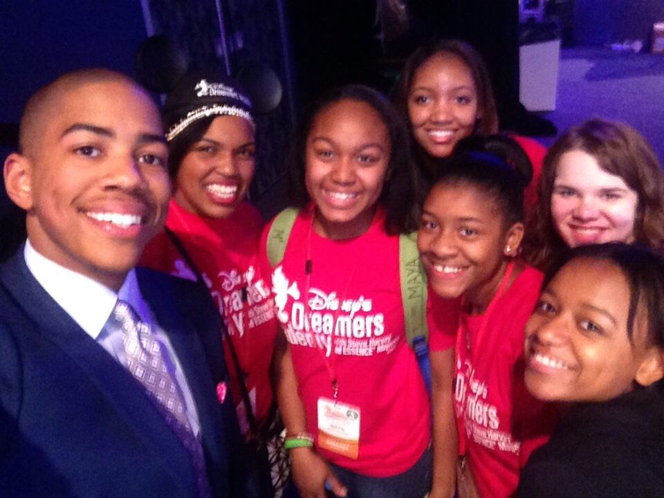 lenice_jackson's tweet photo. #ddaDisney #DDAyellow #SMC47 https://t.co/hQ61kT8oVc