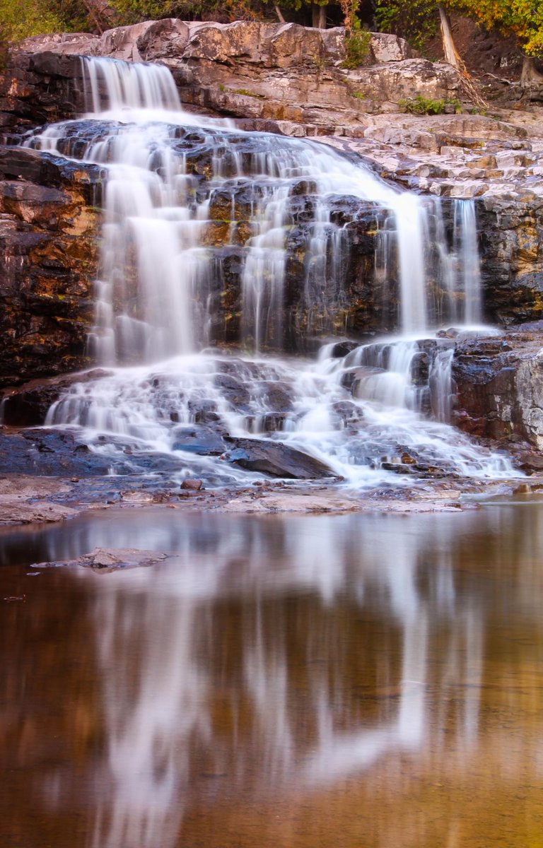 paywithpool's tweet photo. Go chasing waterfalls instead of chasing down your friends for $. #paywithpool #waterfalls  Photo: @JasonEspedal https://t.co/jMqJudKpVj