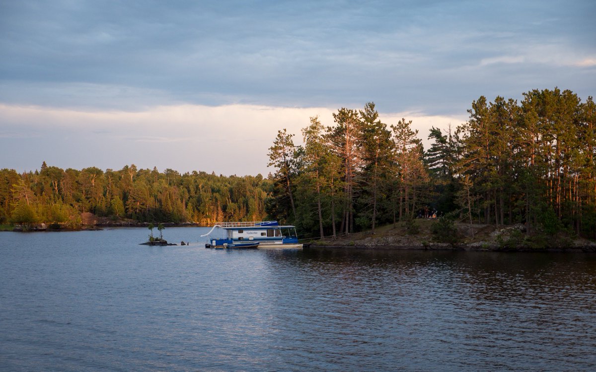 paywithpool's tweet photo. Fund and pay for your next trip collectively. https://t.co/HfyemvfjWM #paywithpool #houseboat https://t.co/evzi3mVUO3