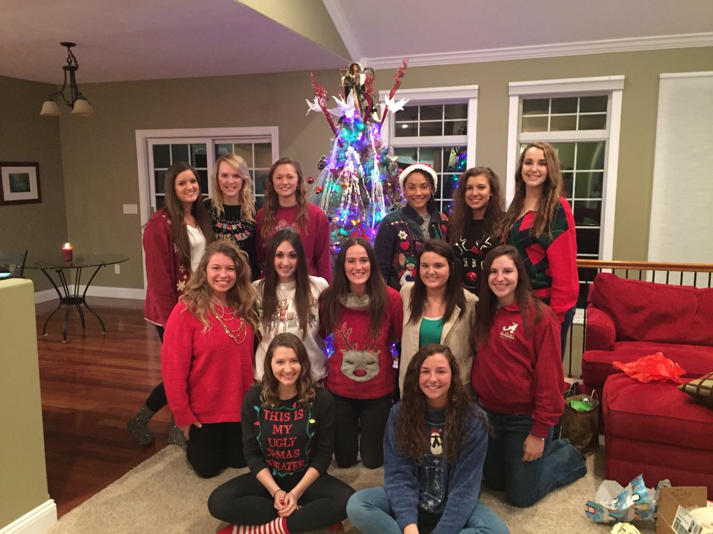 Aaron22Davis's tweet photo. Great Season Ladies! We finished with a 18-11 overall record and a playoff win. #LoggerFamily https://t.co/H1Xi5IzStn