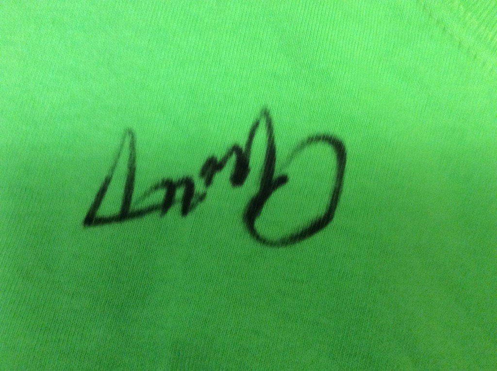 terrell578's tweet photo. I got autograph by josh Norman https://t.co/8NPo0S1hbS