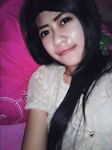 Diitaa_FR's tweet photo. Udah mandi , udah cantik, udah dandan malah hujan zzzzz gajadi keluar cuss masuk kamar lagi hahahaha https://t.co/ZaimFJQHLn