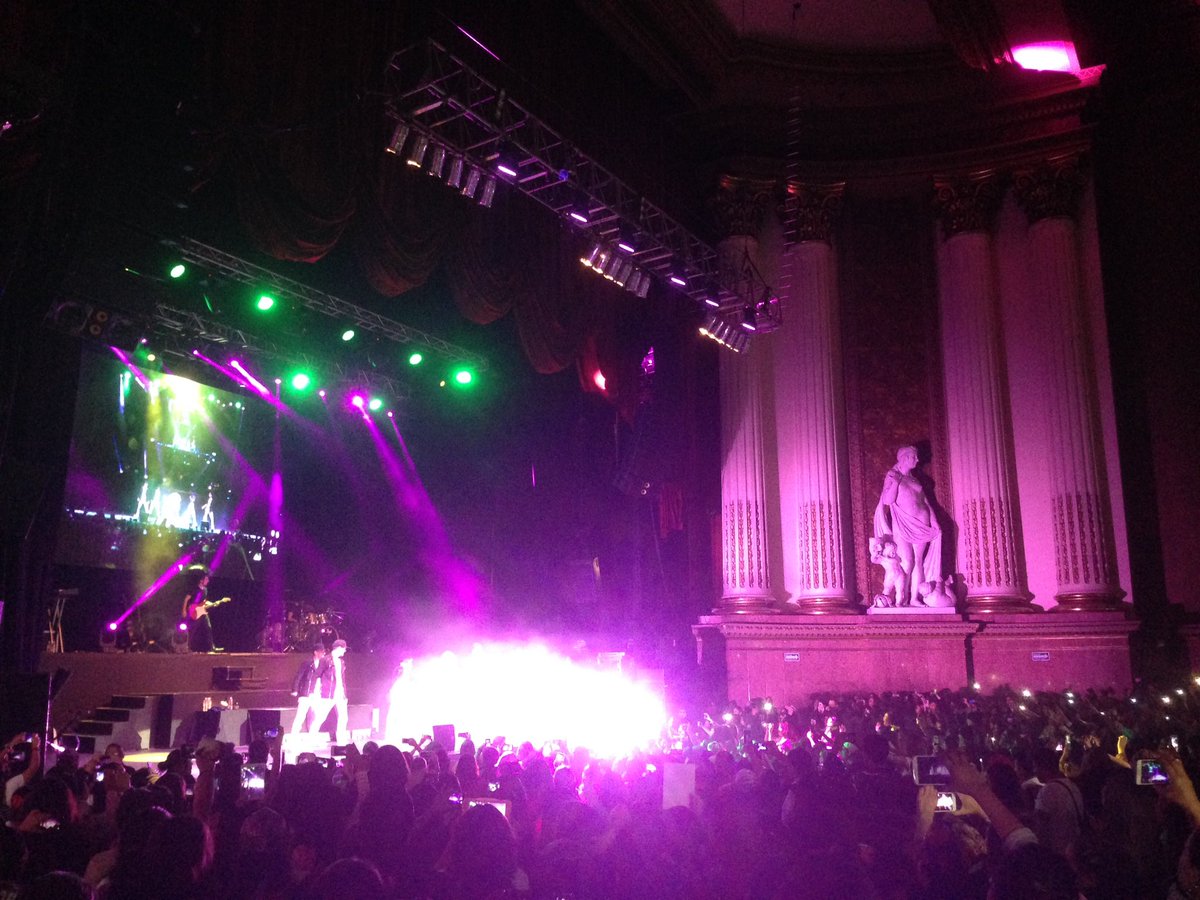 TMetropolitanMx's tweet photo. Cierre impresionante el que nos está regalando @AbrahamMateoMus vía @WestWoodEntt esta noche sold out !
#AreYouReady https://t.co/zMoKpywPZu