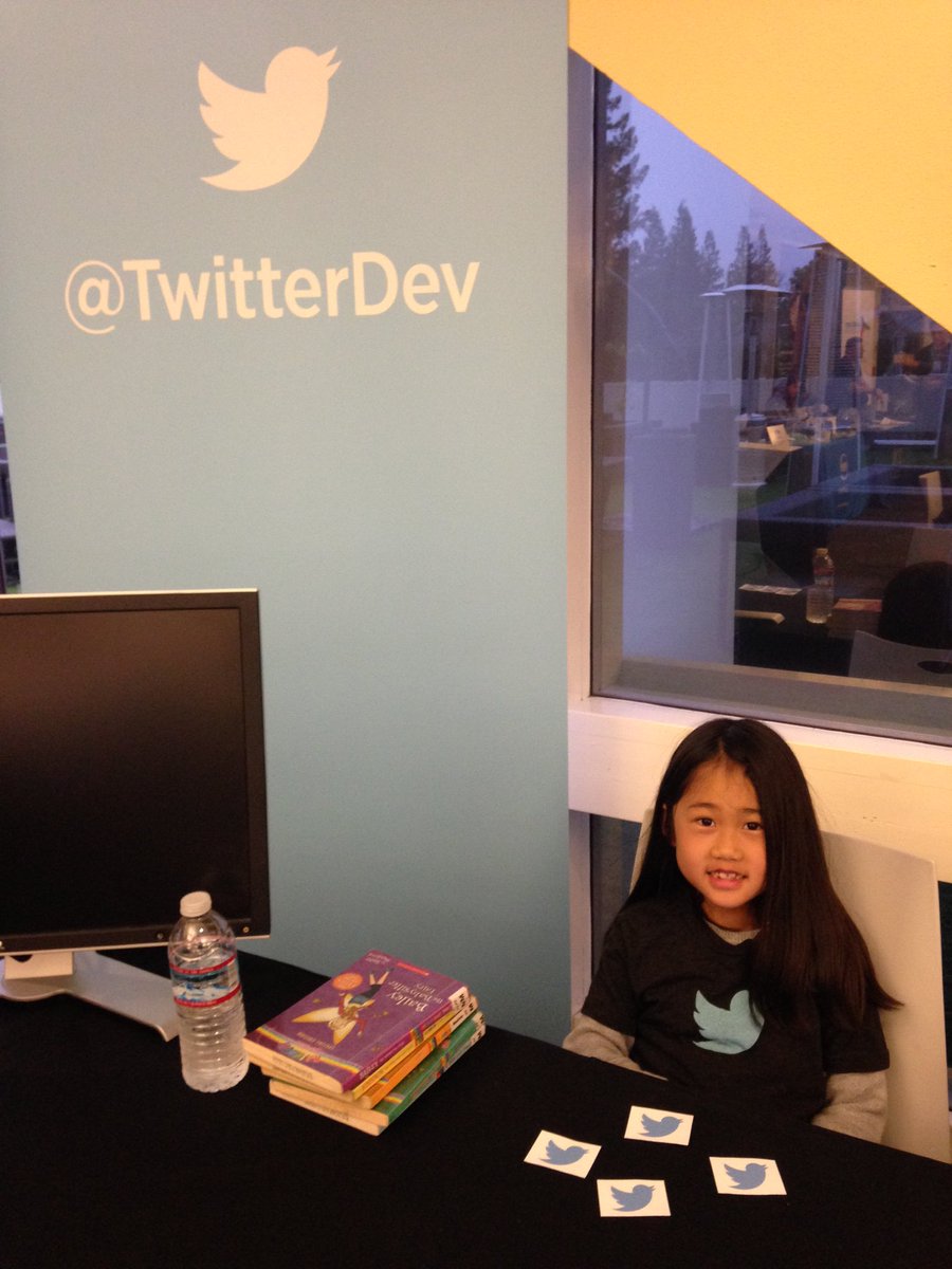 rchoi's tweet photo. Sorry @joncipriano the real @twitterdev pros have arrived #nbcuhackathon https://t.co/hK78RQLx9P