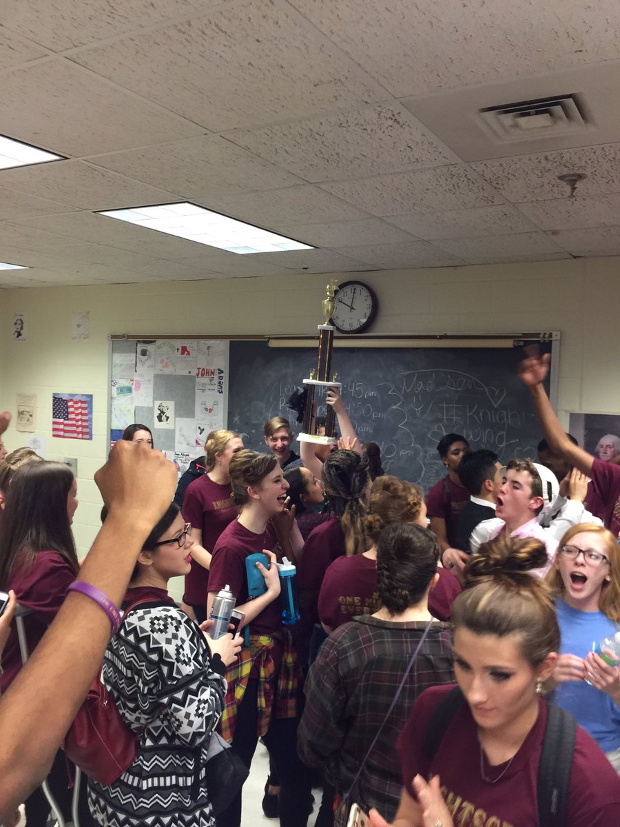 jonahashercoomb's tweet photo. Thomas Dale Knight Scene placed 2nd at #CVSCI2016! Thanks for hosting fam♥️♥️ @showchoirdotcom @VAchoirfessions https://t.co/uVPJeWaKkm
