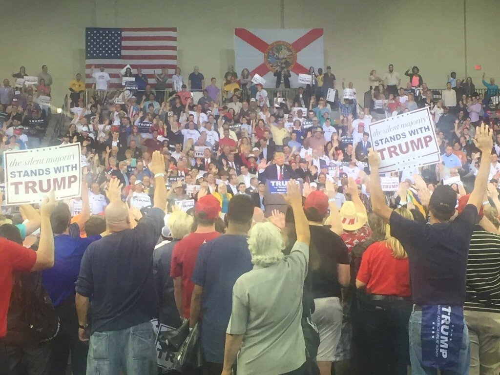 TedUsesTheForce's tweet photo. There has been an awakening. Have you felt it? #TheDrumpfSideAndTheLight #TheDrumpfAwakens [pic from @wpjenna] https://t.co/PwVB2ZcXXY