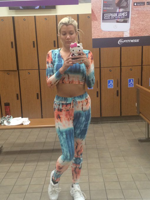 As much as I love UFC I'm going to miss it bc I'm at the gym instead #priorities 💪🏻🏊🏻👟 https://t.co/<a href="/tag/priorities"class="tags"><span>#priorities</span></a>