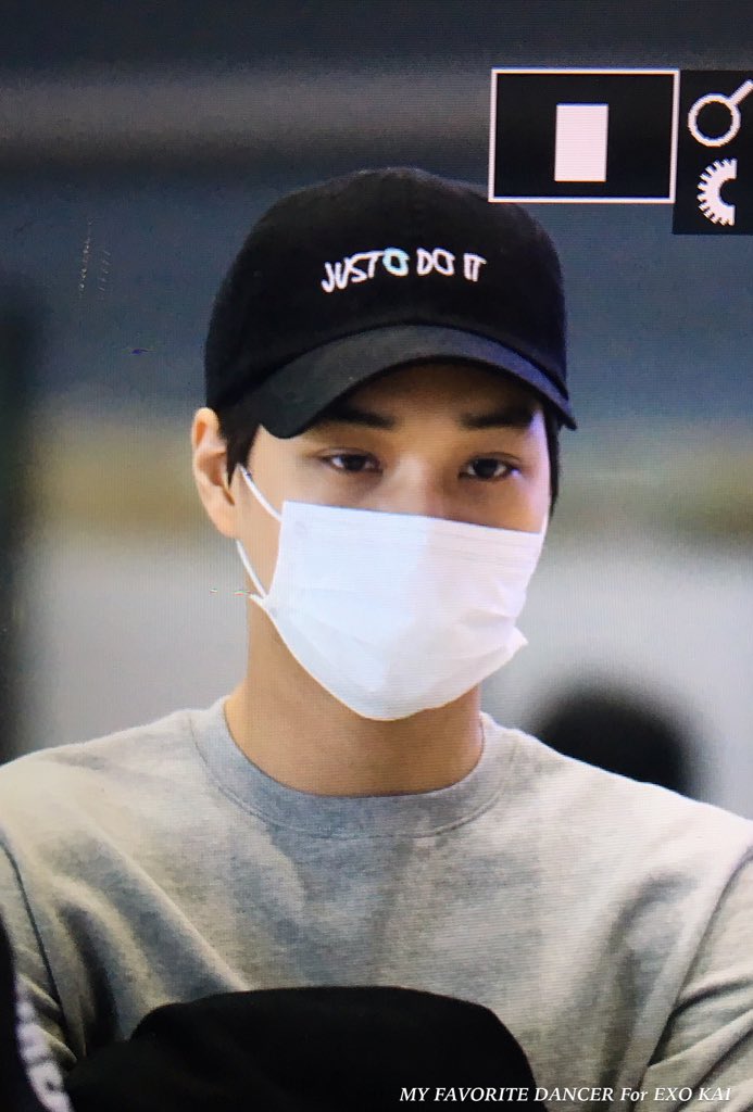 MFD_KAI's tweet photo. 160306 ICN #종인 고생 많았어요 푹 쉬세요 일교차가 심하니 몸조리 잘 하시와요,, 🙊 https://t.co/bmIHuMX9rs