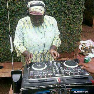 My grand mah bzy spinning