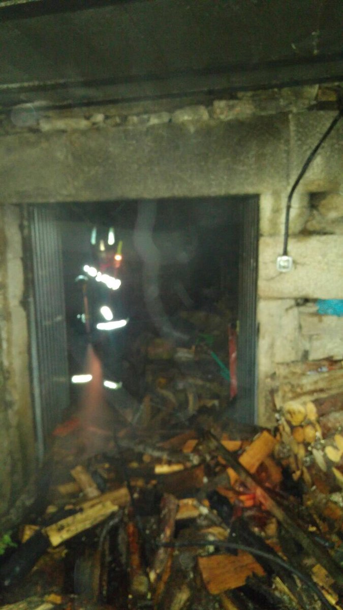 GLobios's tweet image. Incendio urbano en (Entrimo)