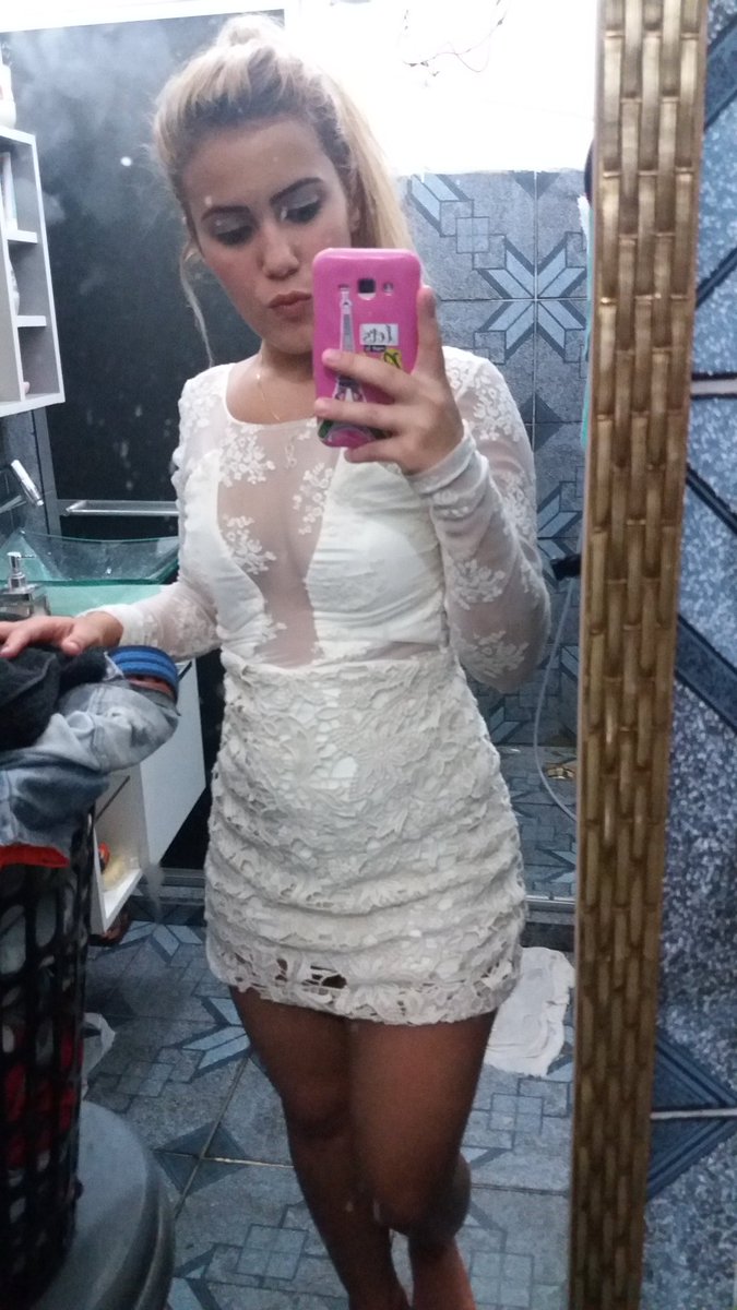 JujuCorrea18's tweet photo. Bom dia pra quem chegou agora! #showdo Cone 👏👏👏 #louca https://t.co/lty7VEKD24
