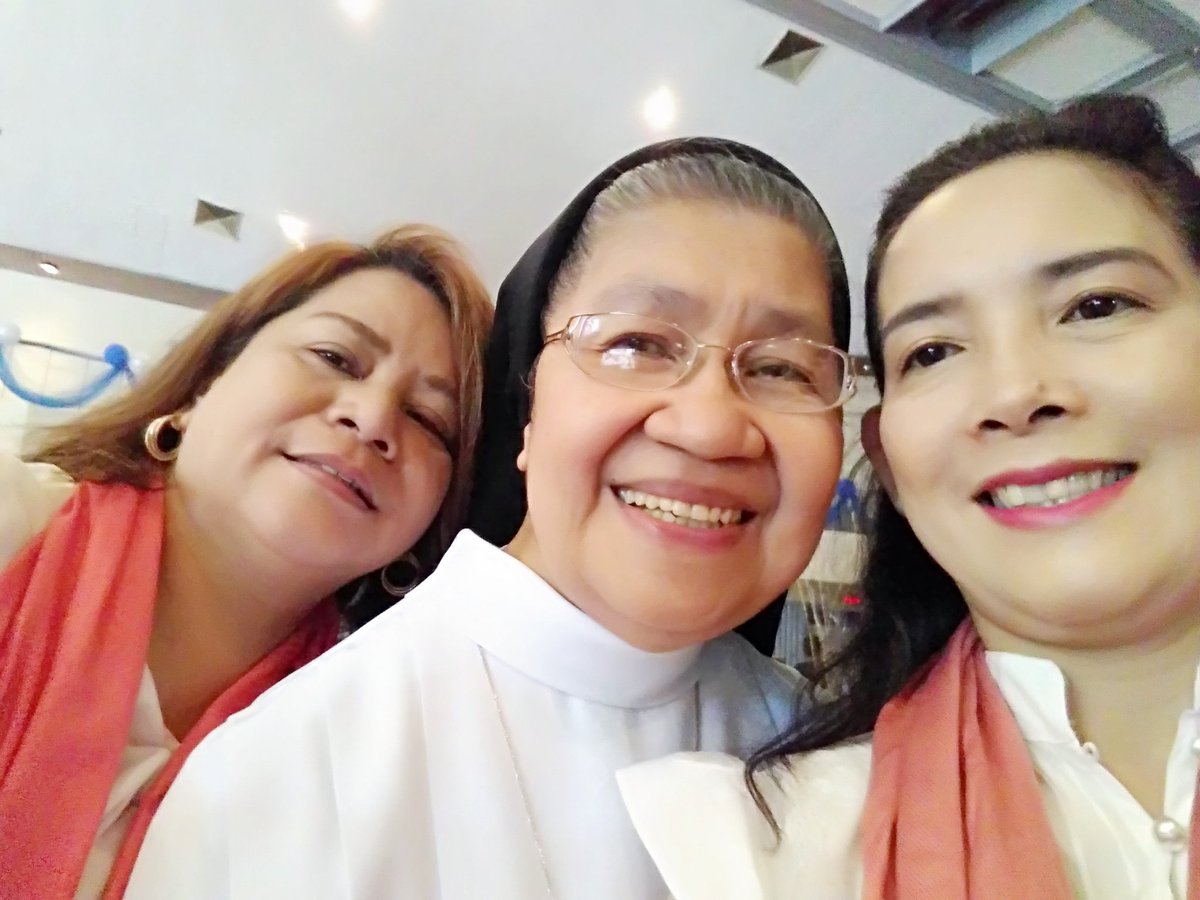 itsmepeng's tweet photo. It's nice to see you again Sr. Luz Mijares! https://t.co/rPbjCksG5y