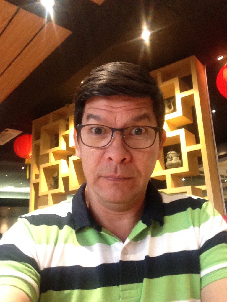 R_FAULKERSoN's tweet photo. Easy lang, kita niyo ako hindi halata, relax na relax lang. 😄😋👀 https://t.co/YogVBZhi1U