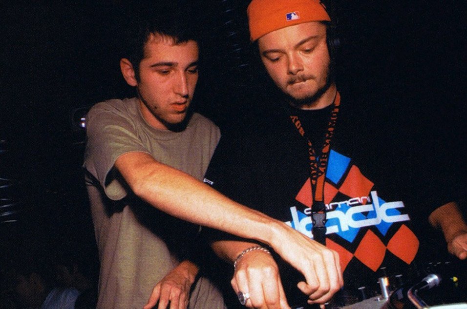 Nme Daft Punk Unmasked Check Out These Archive Pictures Of The Duo Without Their Helmets On T Co 2ool0kobh1 T Co 9u1t7fk4mi