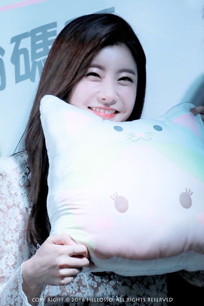 [reupload]160123 홍콩 콘서트 발표회 24P (hellosso0521.tistory.com/23) #소진 <a href="/Girls_Day_Sojin/">걸스데이_소진</a>