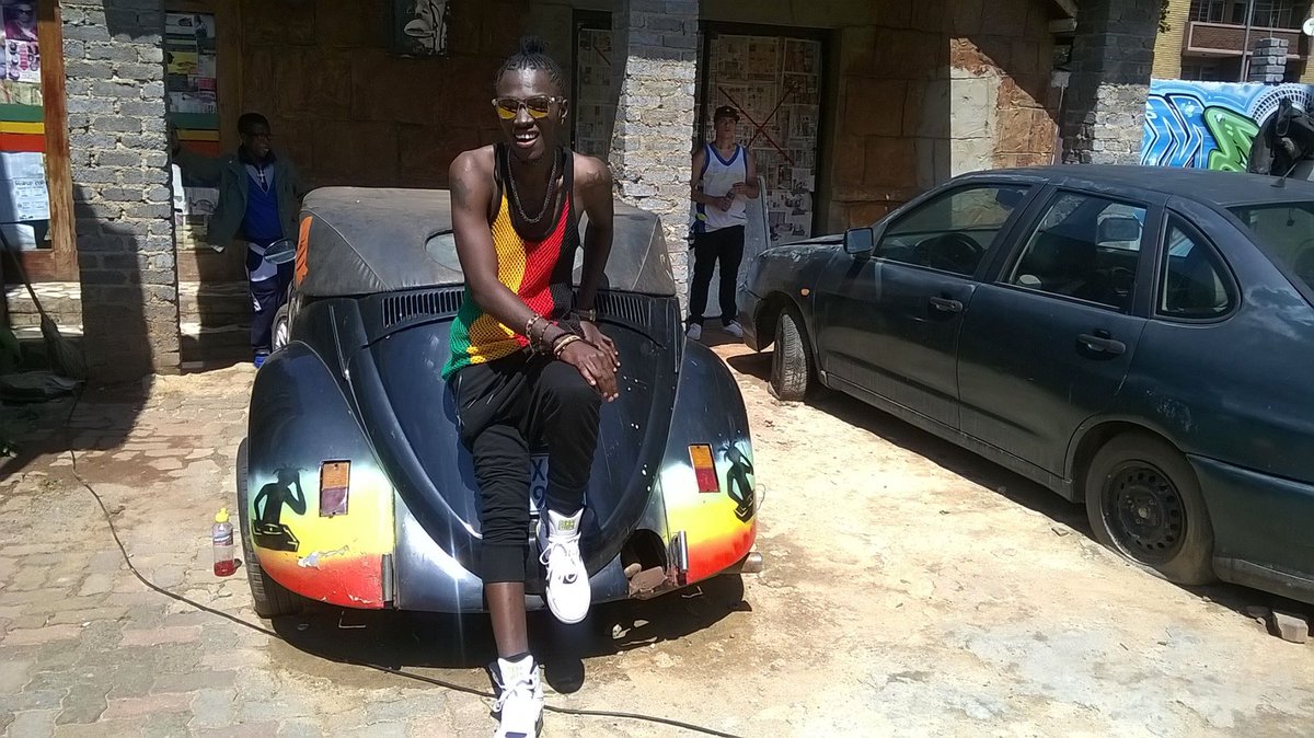 MampiGeneral's tweet photo. HAPPY EARTHSTRONG GHANA!!!
 #IndependenceDay 
#6march 
#UpAndBleaching 
#Uppaclass 
#Lololooooo https://t.co/8Wxhv1DtED