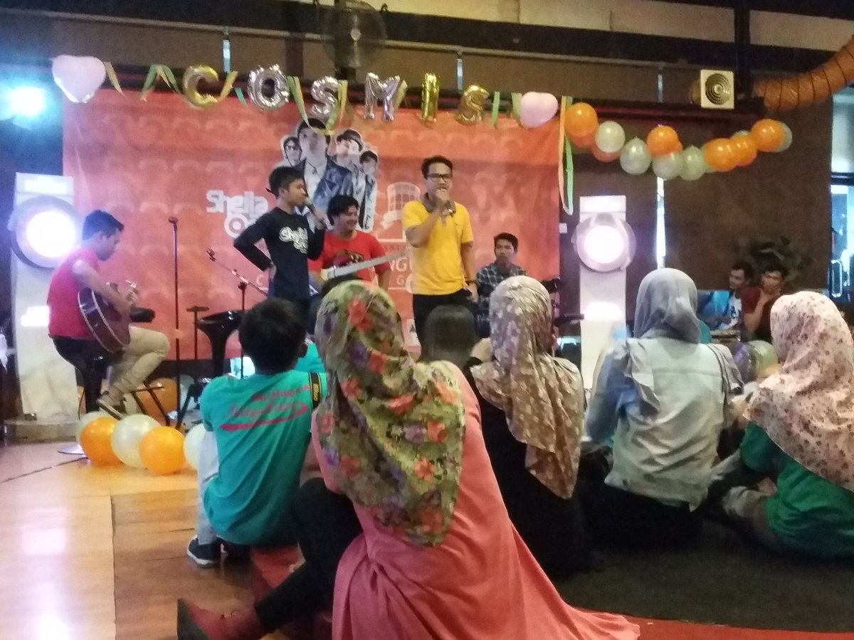 Lapang dada 😭 SGJ Band feat @SGPurworejo #8thanniversarycosmis  <a href="/sgmagelang/">COSMIS SG Magelang</a>