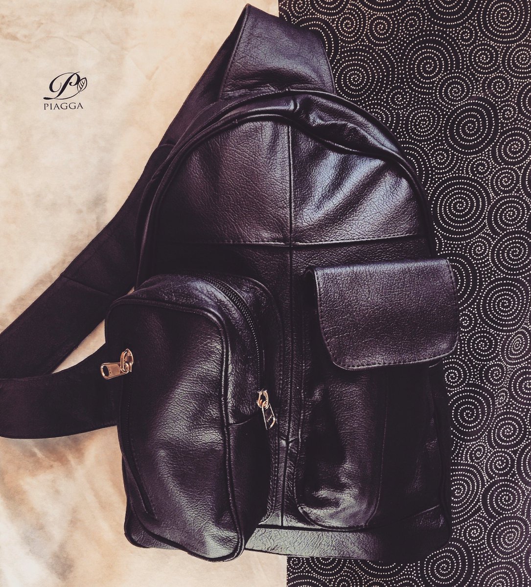 piagga_leather's tweet image. Going to college or out for a good hike?This one makes the job! $70 USD free shipping worldwide #FashionVersatility