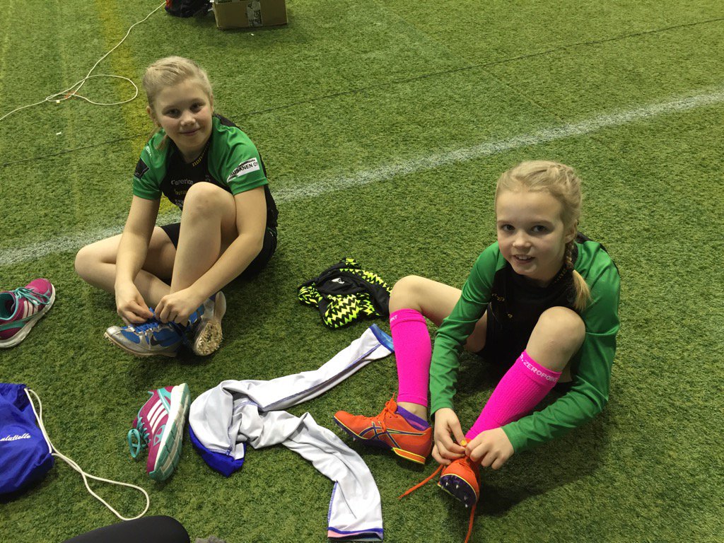 Uusi päivä, uudet kujeet. Kohta starttaa T10 60 m aj.