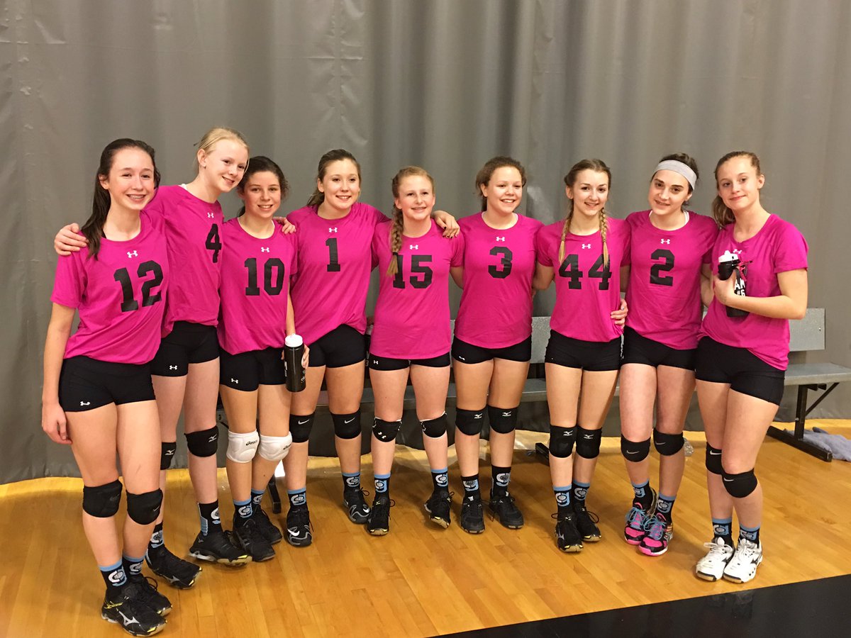 ClubGoldVB's tweet photo. 13 Blue took 2nd place in the Silver bracket at Apex Awareness tourney, going 5-1 on the day. #clubgoldvb https://t.co/uRk2KxadNw