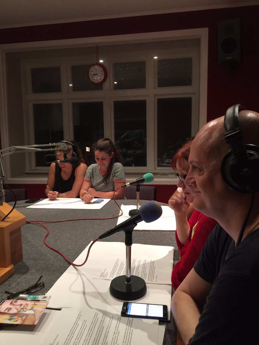 KickArtsRadio's tweet photo. Another exciting and already hilarious episode of KickArts has just started! Join in for a fun Sunday evening! https://t.co/6zVvqbtJ78